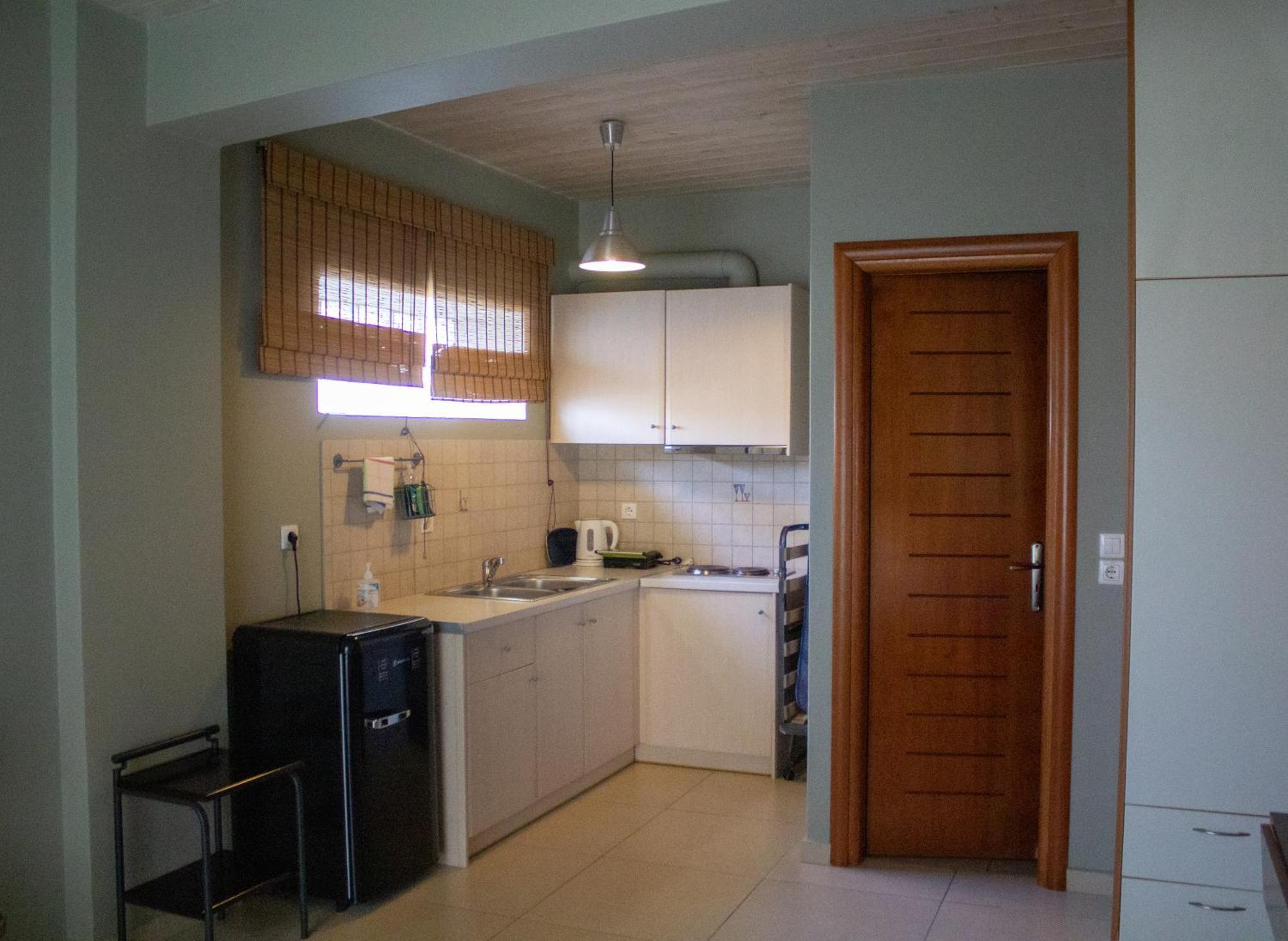 Kritamos Apartments Kardhamili Exterior foto